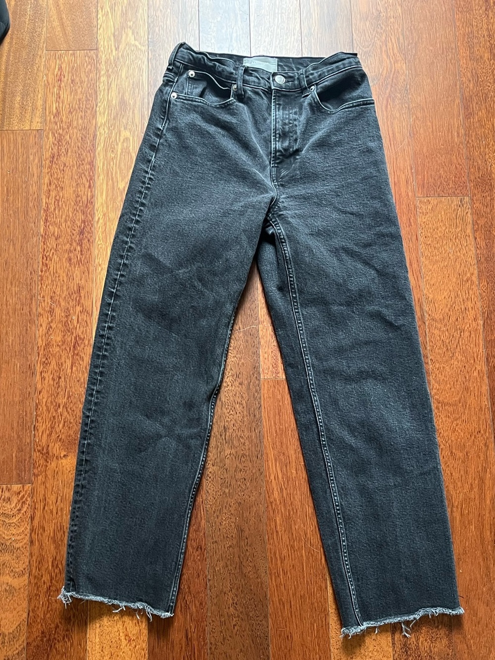Everlane Way High Jean in Coal